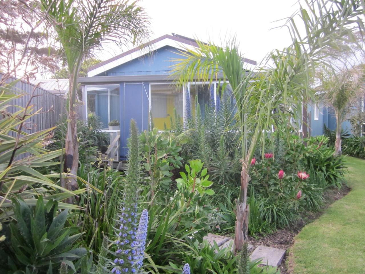 Lakes Entrance Waterfront Cottages With King Beds Buitenkant foto